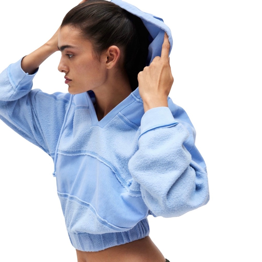 NWT Urban Outfitters BDG Leanne Cropped Pullover Hoodie Sweatshirt in Blue XS